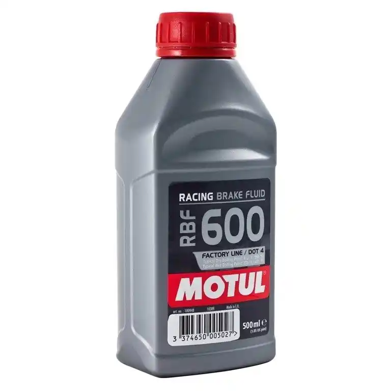 Cena promocyjna Płyn hamulcowy Motul RBF 600 DOT 4 Factory Line 0,5L