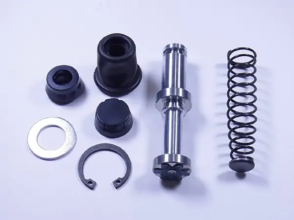 TOURMAX ZESTAW NAPRAWCZY POMPY HAMULCOWEJ PRZÓD YAMAHA XS 400/650, SR500 (MADE IN JAPAN) Szybka wysyłka