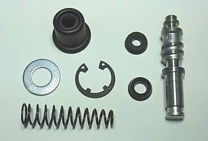 Dodaj do koszyka TOURMAX ZESTAW NAPRAWCZY POMPY HAMULCOWEJ PRZÓD SUZUKI RMZ 250 (07-12), RMZ 450 (05-13), RM 85/125/250 (04-10) (MADE IN JAPAN)