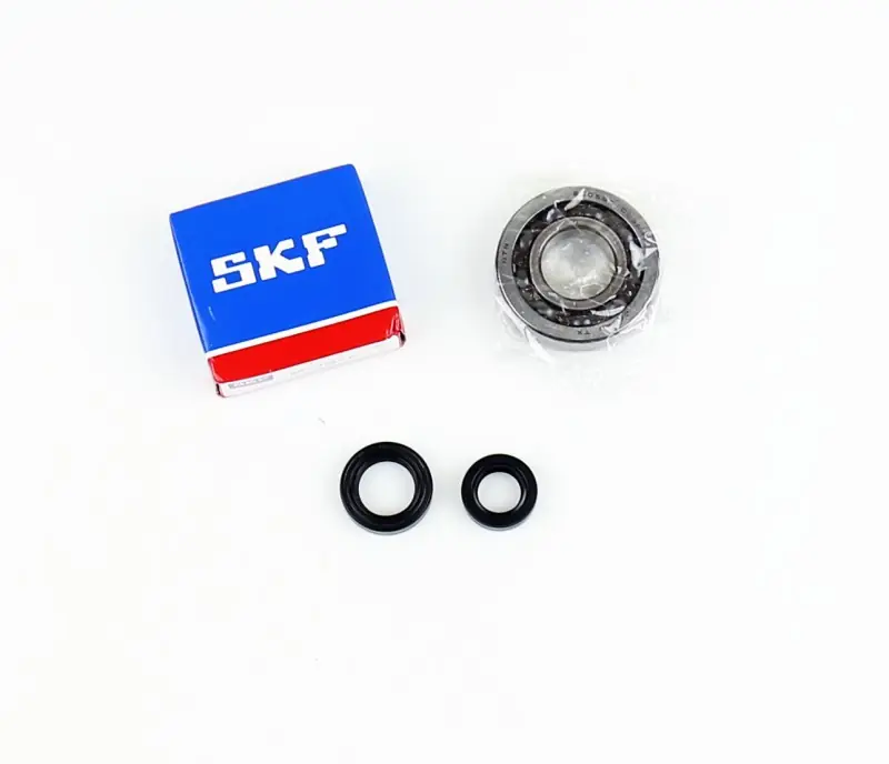 Dodaj do koszyka ATHENA ŁOŻYSKA WAŁU KORBOWEGO Z USZCZELNIACZAMI KYMCO SUPER 9 LC 50 ‘00, DINK 50 AIR + LC ‘99-‘01 (SKF)