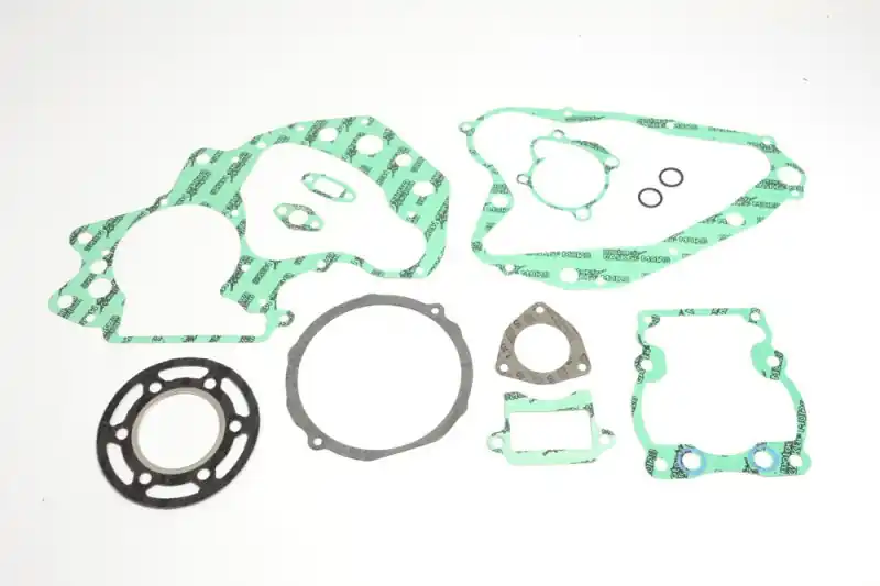Hit cenowy ATHENA KOMPLET USZCZELEK SUZUKI RM 125 ‘81